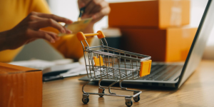 Shopping Smiles oferece até 14 milhas por real gasto na Polishop, Portal das Malas e Pontofrio