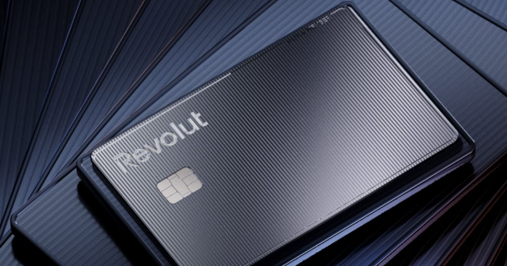 Revolut lança cartão Ultra com sala VIP e IOF zero