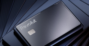 Revolut lança cartão Ultra com sala VIP e IOF zero