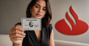 Santander começa a cancelar cartões American Express de clientes inadimplentes