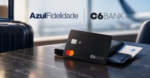 Azul Fidelidade e C6 Bank oferecem até 100% de bônus na transferência dos pontos